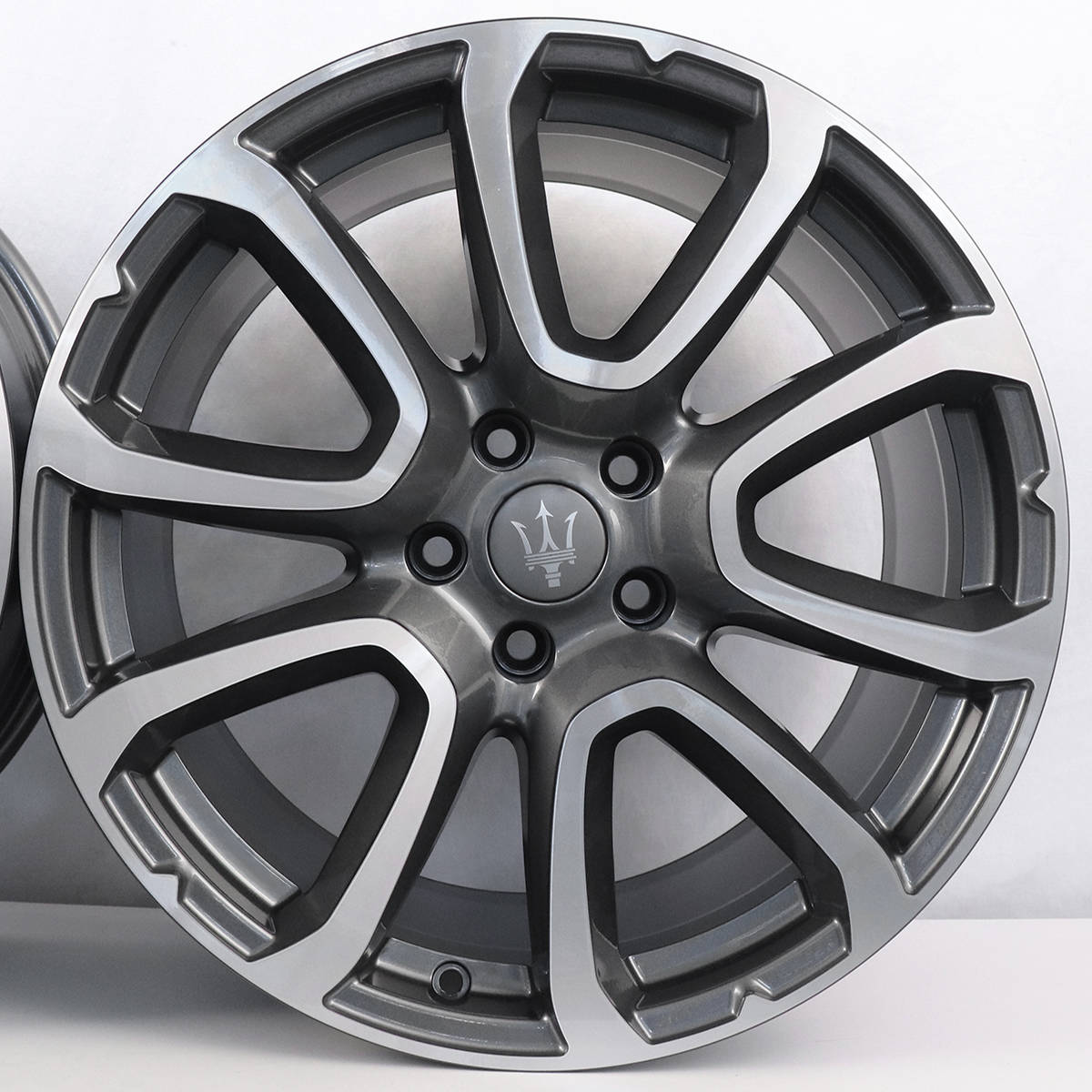 Alufelgen Maserati Levante 19 ORIGINAL 670044699 670044704 - Bild 4 von 5